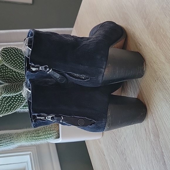 rag & bone Newbury blue and black suede booties - Picture 2 of 8